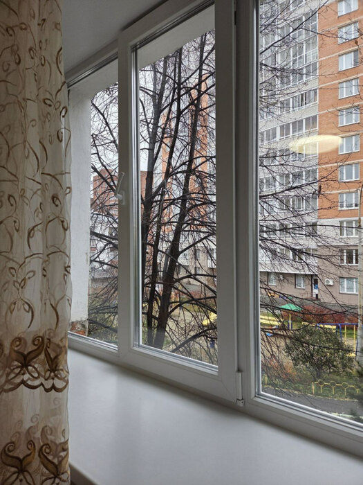 Екатеринбург, ул. Малышева, 2ж (ВИЗ) - фото комнаты (2)