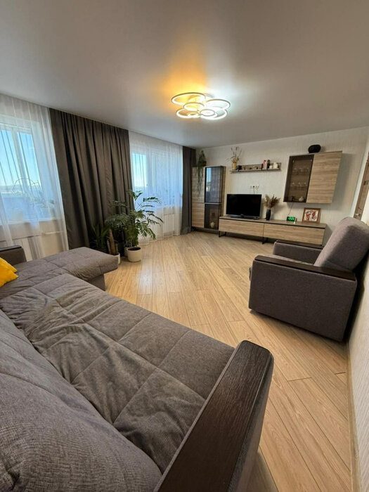 г. Сысерть, ул. Каменный Цветок, 3 (городской округ Сысертский) - фото квартиры (8)