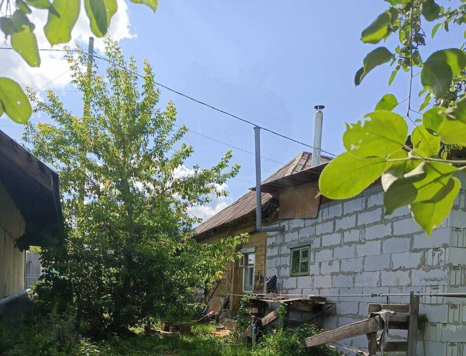 п. Бобровский, ул. Краснодеревцев, 31 (городской округ Сысертский) - фото дома (7)