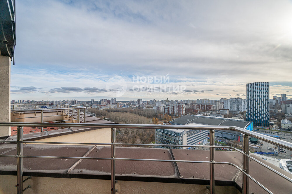 Екатеринбург, ул. Шейнкмана, 121 (Центр) - фото квартиры (4)