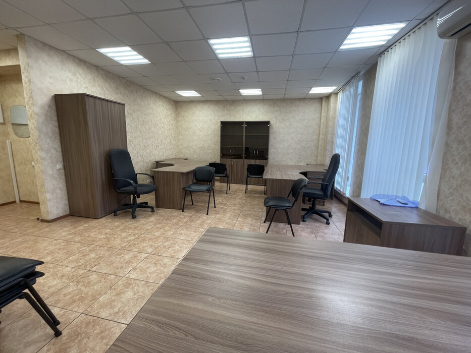 Екатеринбург, ул. Большакова, 75 (Автовокзал) - фото офисного помещения (8)