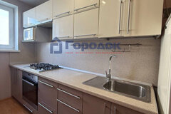 г. Каменск-Уральский, ул. Комсомольский, 49 (городской округ Каменский) - фото квартиры