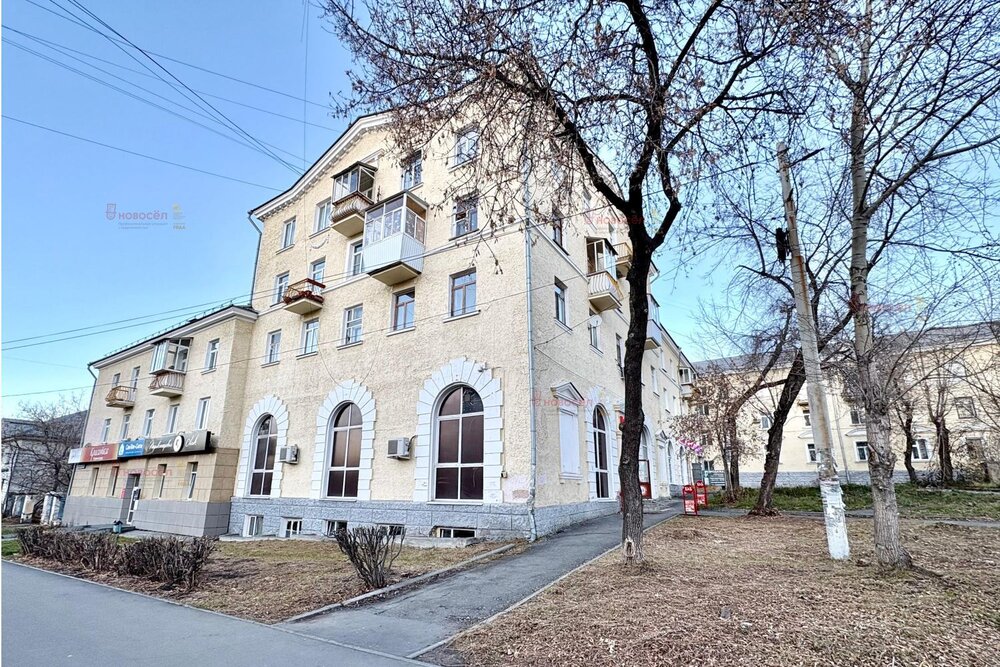Екатеринбург, ул. Старых Большевиков, 24 (Эльмаш) - фото комнаты (2)