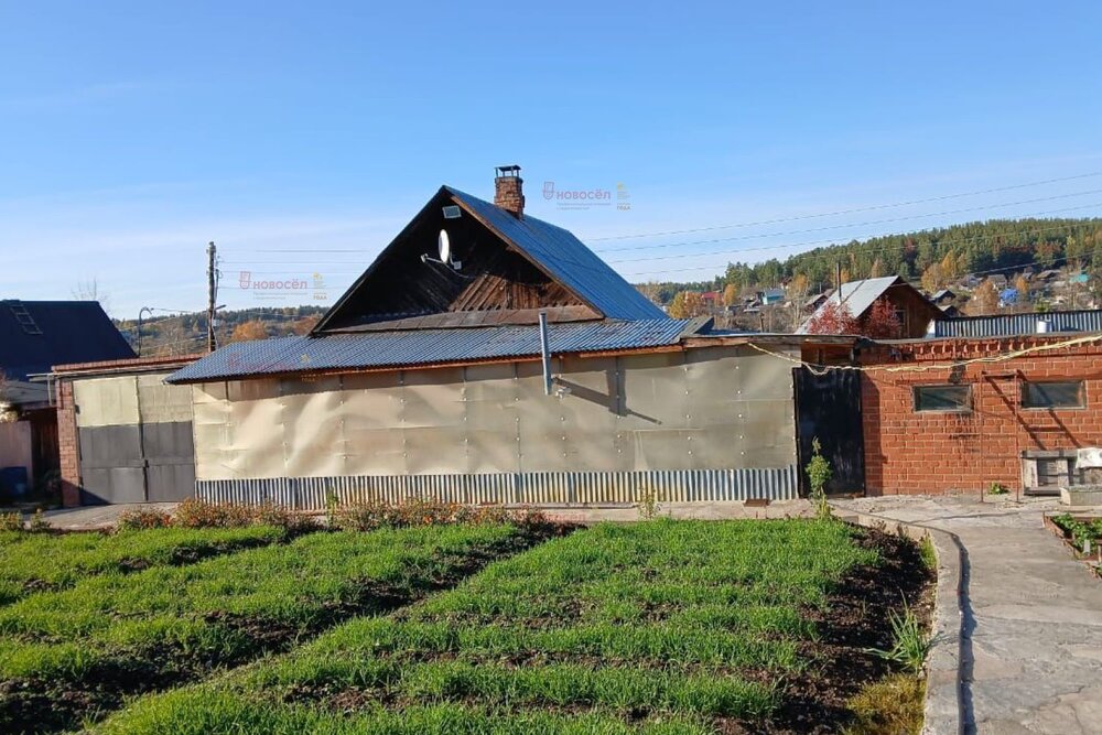 г. Дегтярск, ул. Цветников, 11 (городской округ Город Дегтярск) - фото дома (3)