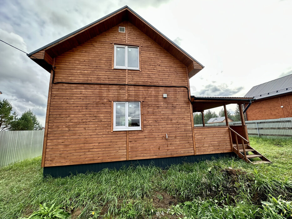 д. Гусева, ул. Калашникова, 49 (городской округ Белоярский) - фото дома (4)