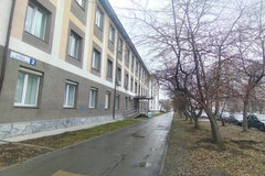 Екатеринбург, ул. Старых Большевиков, 2 (Эльмаш) - фото торговой площади