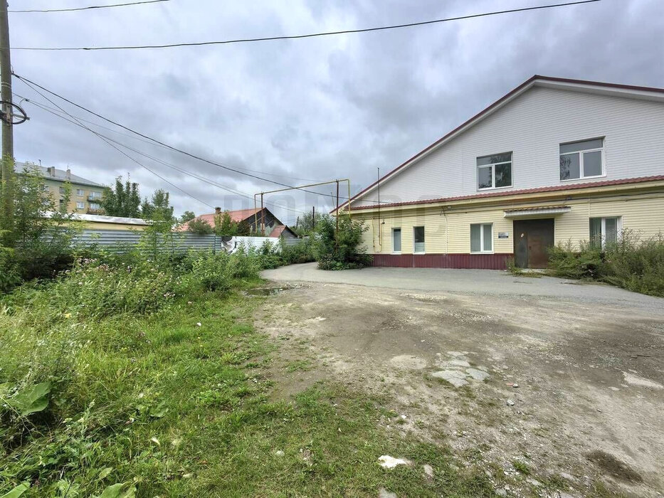 г. Полевской, ул. Белинского, 13 (городской округ Полевской) - фото офисного помещения (2)