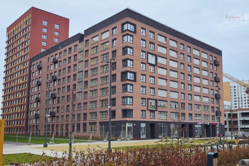 Екатеринбург, ул. Золотистый бульвар, 17 (Солнечный) - фото торговой площади (4)