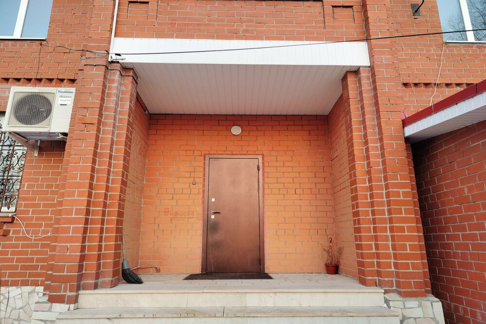 г. Березовский, ул. Малиновая, 14 (городской округ Березовский) - фото коттеджа (1)