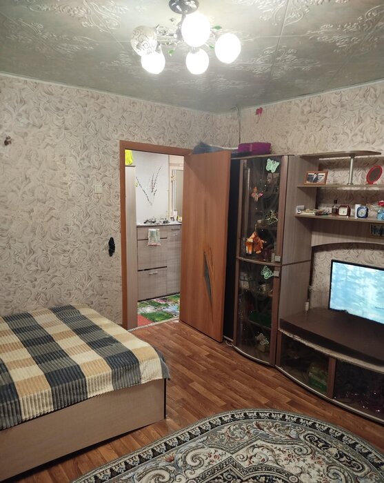 г. Каменск-Уральский, ул. Кирова, 41 (городской округ Каменский) - фото квартиры (4)