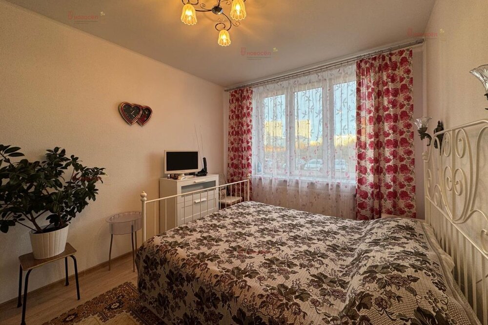 Екатеринбург, ул. Хрустальногорская, 87 (Широкая речка) - фото квартиры (8)