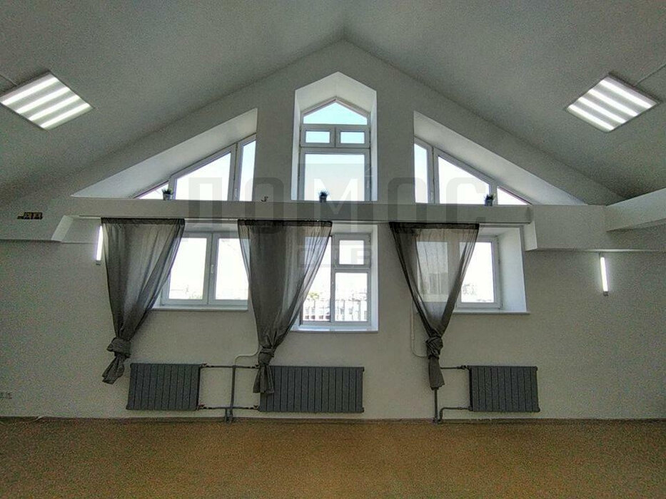 Екатеринбург, ул. Мамина-Сибиряка, 132 (Центр) - фото торговой площади (1)