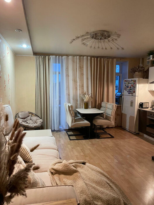 Екатеринбург, ул. 8 Марта, 110 (Автовокзал) - фото квартиры (2)