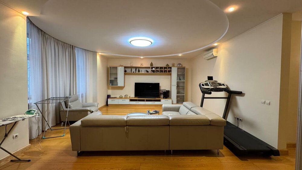 Екатеринбург, ул. Карла Маркса, 25 (Центр) - фото квартиры (1)