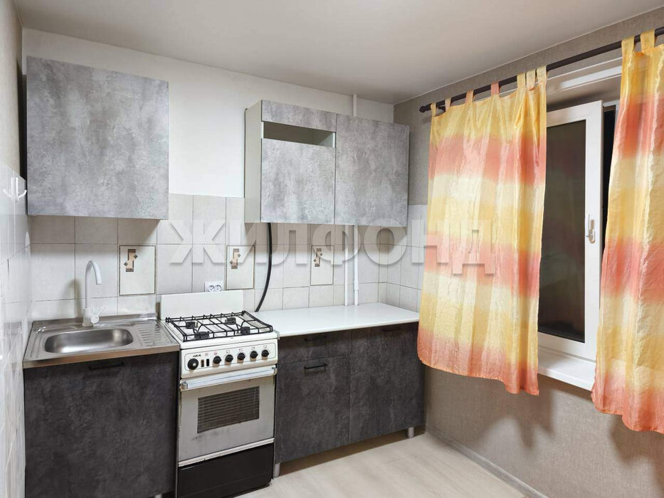 г. Верхняя Салда, ул. Спортивная, 8 (городской округ Верхнесалдинский) - фото квартиры (1)