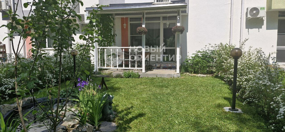 д. Коптяки, ул. Счастливая, 29/4 (городской округ Среднеуральск) - фото таунхауса (1)