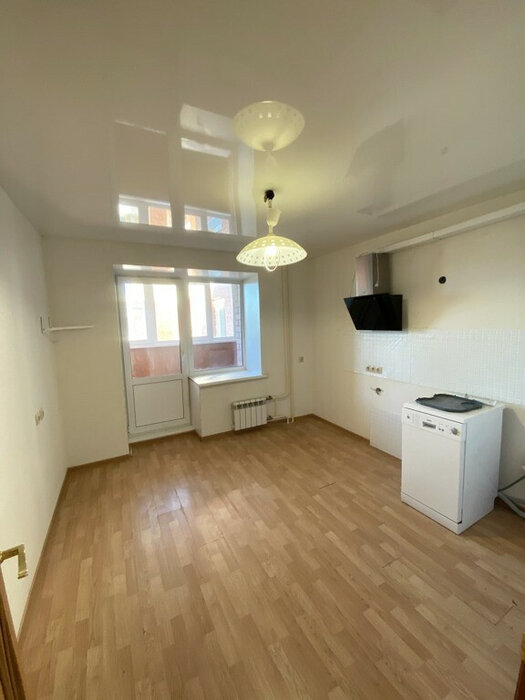 Екатеринбург, ул. Сиреневый, 19а (ЖБИ) - фото квартиры (1)