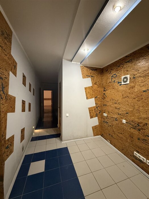 Екатеринбург, ул. Хомякова, 9 (ВИЗ) - фото офисного помещения (3)