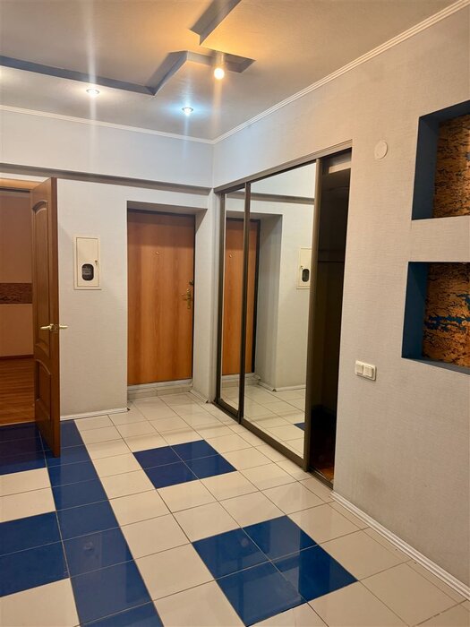 Екатеринбург, ул. Хомякова, 9 (ВИЗ) - фото офисного помещения (4)