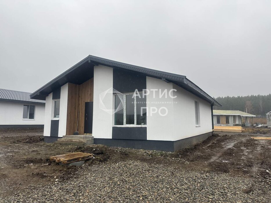 д. Ключи (г.о. Сысертский), кп. Чистые Ключи ул. Дальняя, 42 (городской округ Сысертский) - фото дома (2)