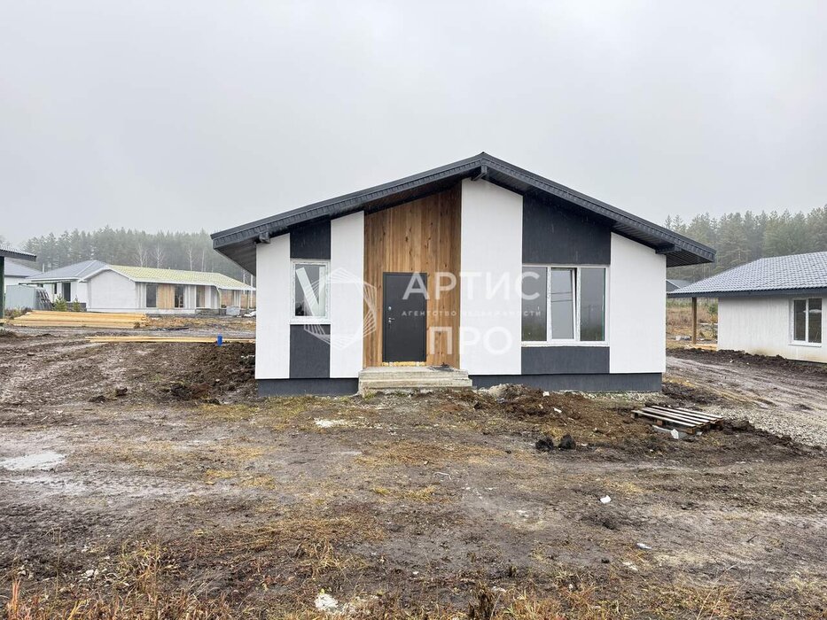 д. Ключи (г.о. Сысертский), Чистые Ключи, ул. Дальняя , 40 (городской округ Сысертский) - фото дома (1)