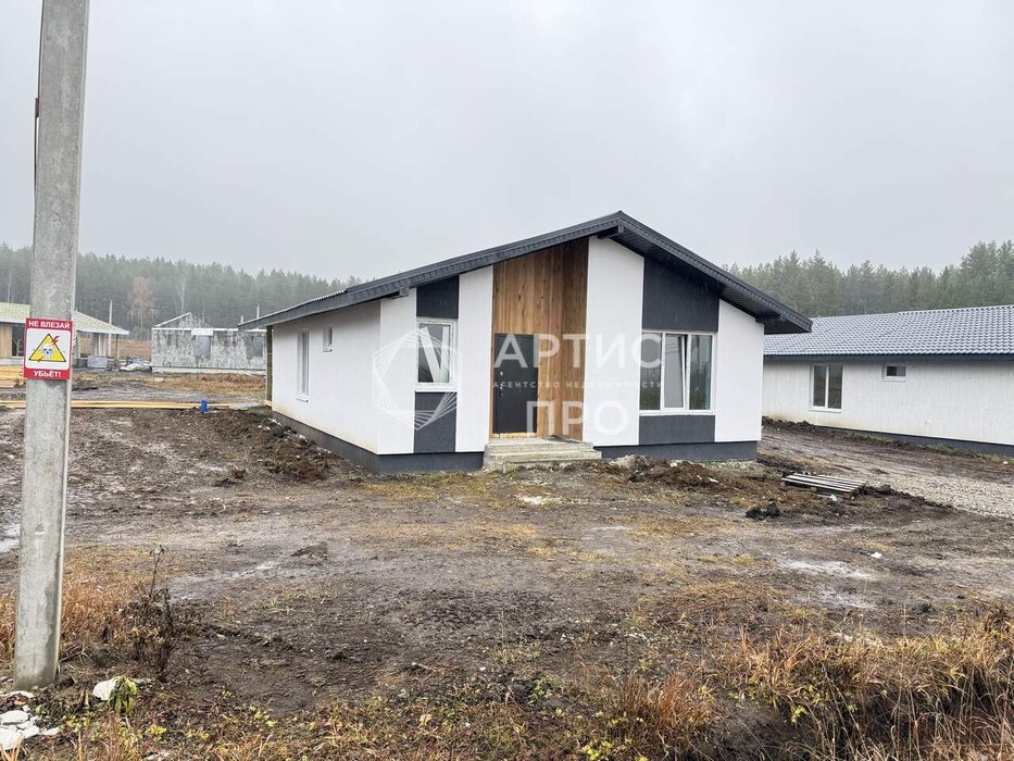 д. Ключи (г.о. Сысертский), Чистые Ключи, ул. Дальняя , 40 (городской округ Сысертский) - фото дома (2)