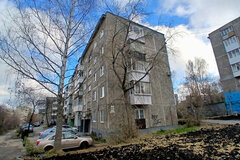 г. Первоуральск, ул. Космонавтов, 23 (городской округ Первоуральск) - фото квартиры