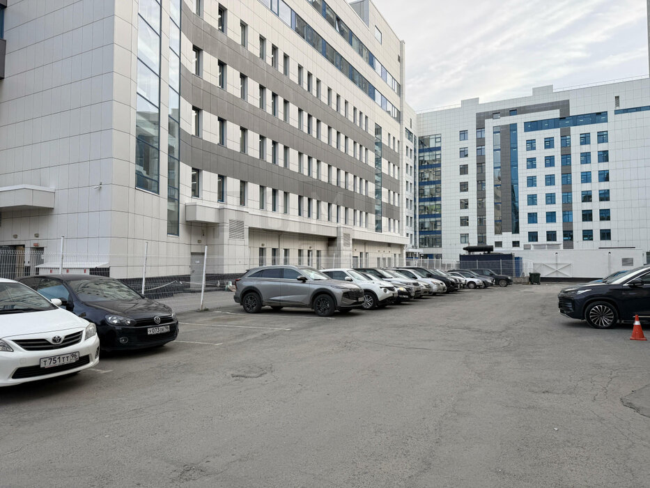 Екатеринбург, ул. Карла Маркса, 8 (Центр) - фото торговой площади (8)