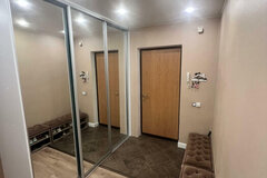 Екатеринбург, ул. Чкалова, 239 (УНЦ) - фото квартиры