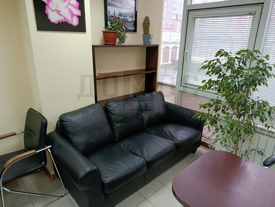 Екатеринбург, ул. Хохрякова, 72 (Центр) - фото офисного помещения (1)