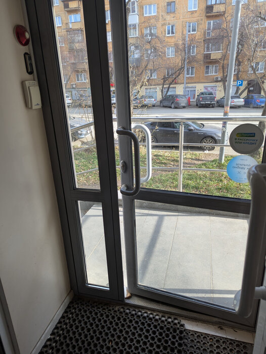 Екатеринбург, ул. Луначарского, 34 (Центр) - фото торговой площади (6)