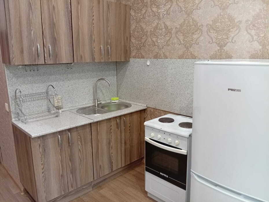 Екатеринбург, ул. Верх-Исетский, 18 (ВИЗ) - фото комнаты (3)