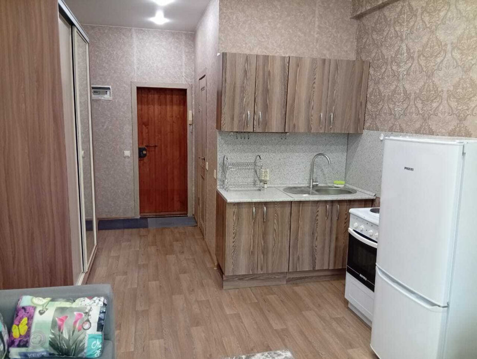 Екатеринбург, ул. Верх-Исетский, 18 (ВИЗ) - фото комнаты (6)