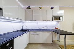 Екатеринбург, ул. Евгения Савкова, 8 (Широкая речка) - фото квартиры