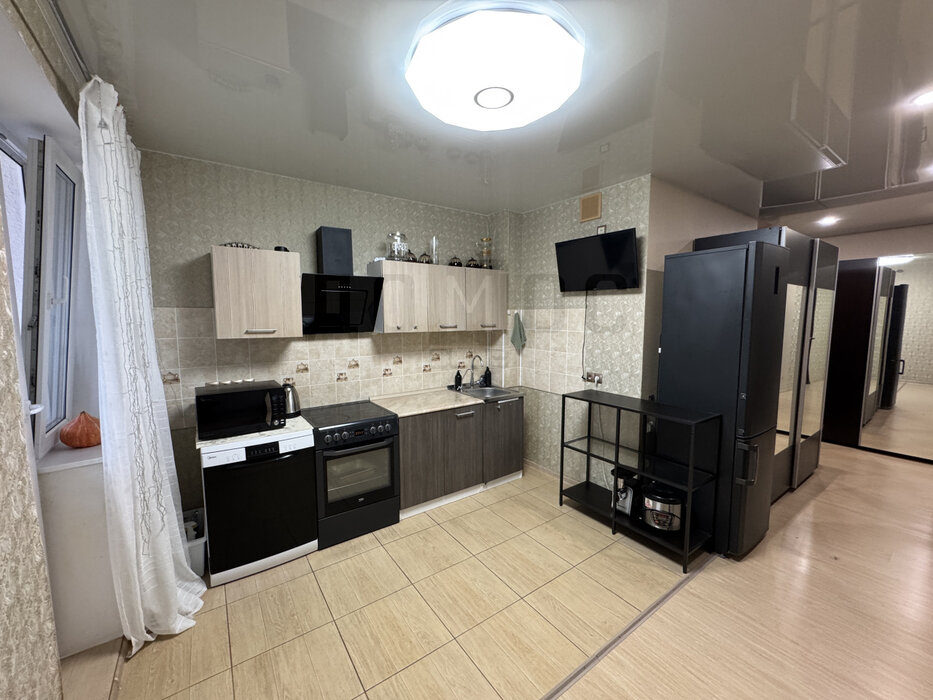 Екатеринбург, ул. Чкалова, 258 (УНЦ) - фото квартиры (2)