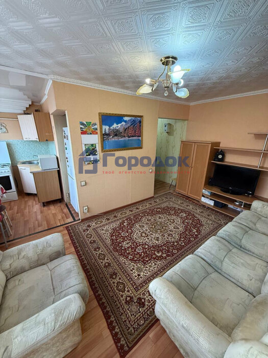 г. Каменск-Уральский, ул. Октябрьская, 83 (городской округ Каменский) - фото квартиры (2)