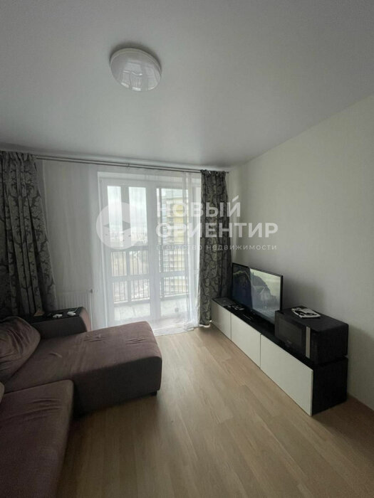 Екатеринбург, ул. микрорайон Светлый, 8 (Уктус) - фото квартиры (1)