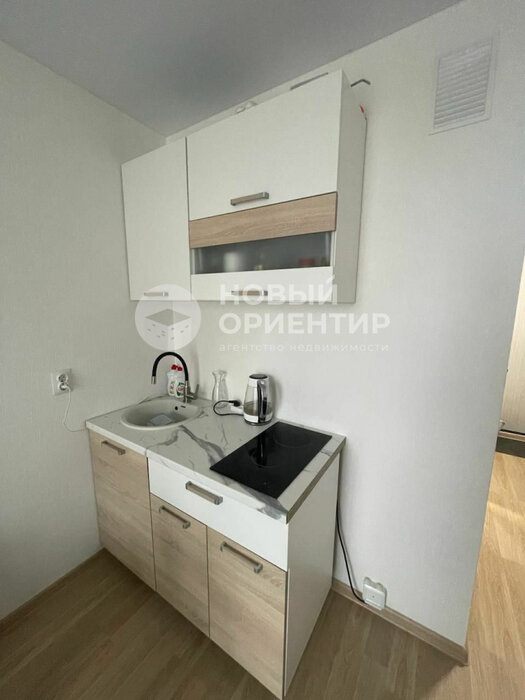 Екатеринбург, ул. микрорайон Светлый, 8 (Уктус) - фото квартиры (3)