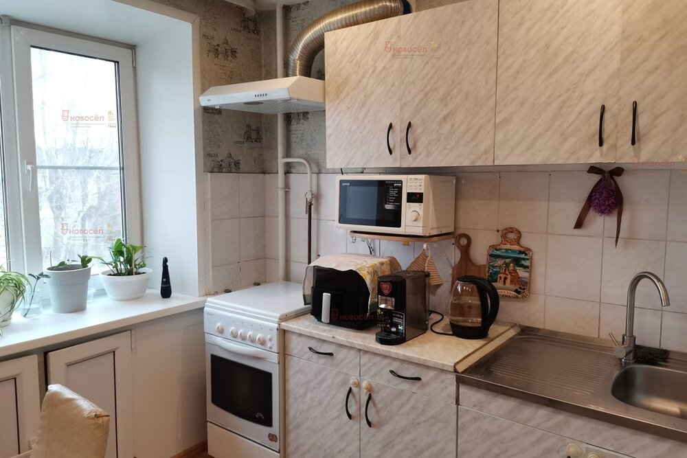 Екатеринбург, ул. Белоярская, 27 (Компрессорный) - фото квартиры (8)