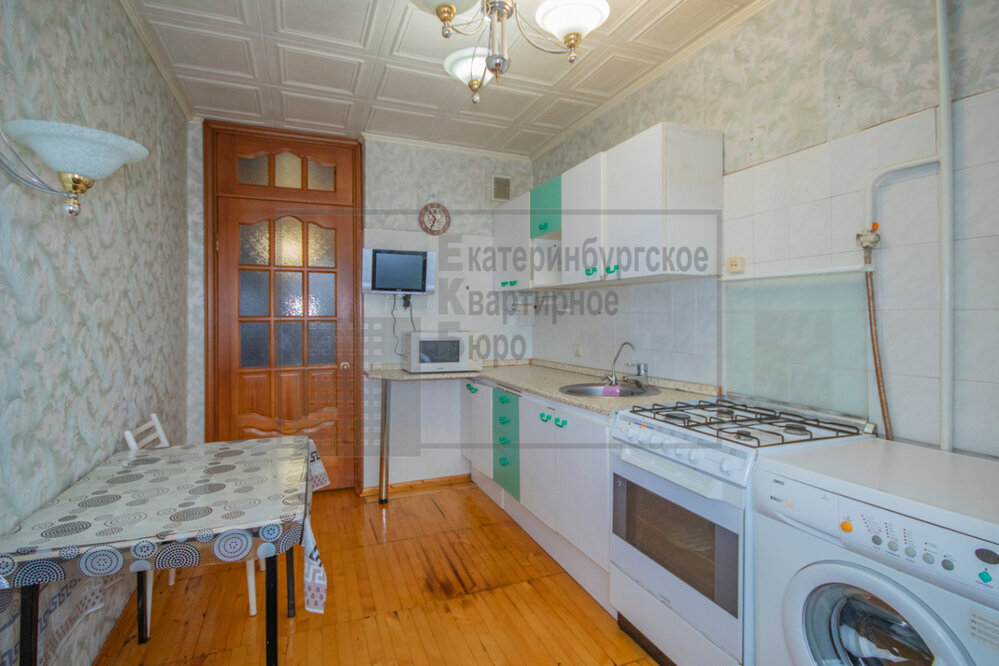 Екатеринбург, ул. Академика Бардина, 5/1 (Юго-Западный) - фото квартиры (3)