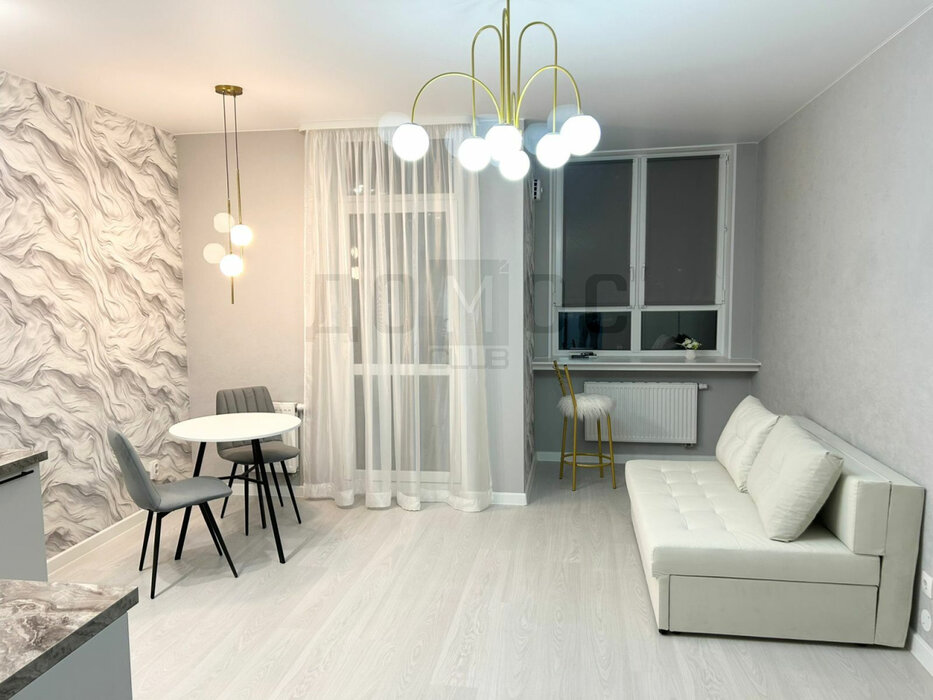 Екатеринбург, ул. Хрустальногорская, 88/2 (Широкая речка) - фото квартиры (1)