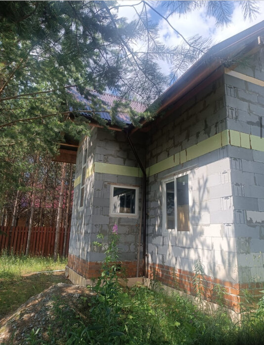 д. Гусева, ул. Загородная, 25 (городской округ Белоярский) - фото дома (3)