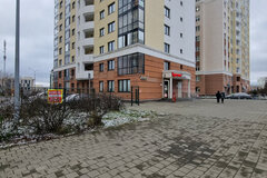 г. Верхняя Пышма, городской округ Верхняя Пышма, Серовское направление, 17, ул.Александра Козицына, 10 (Выберите район) - фото квартиры