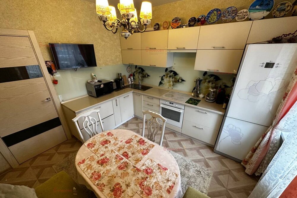 г. Верхняя Пышма, ул. Сапожникова, 5 (городской округ Верхняя Пышма) - фото квартиры (4)