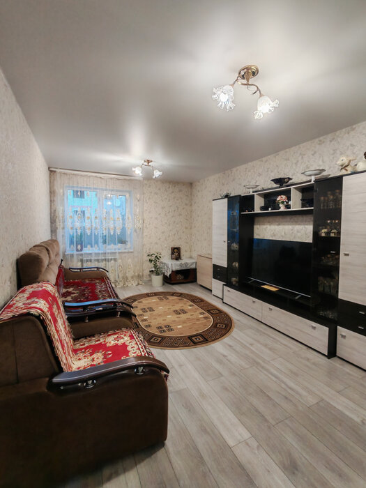 г. Верхняя Пышма, ул. Клары Цеткин, 44 (городской округ Верхняя Пышма) - фото таунхауса (8)