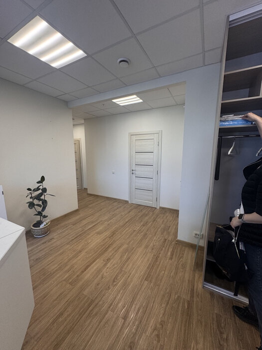 Екатеринбург, ул. Добролюбова, 16 (Центр) - фото офисного помещения (2)