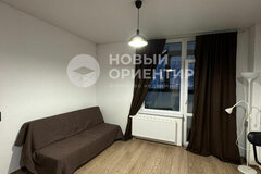 Екатеринбург, ул. микрорайон Светлый, 3 (Уктус) - фото квартиры