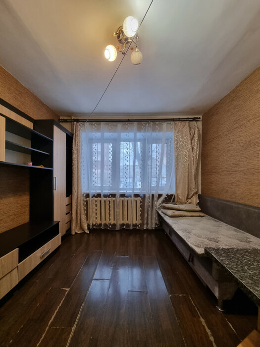 Екатеринбург, ул. Аптекарская, 52 (Вторчермет) - фото комнаты (2)