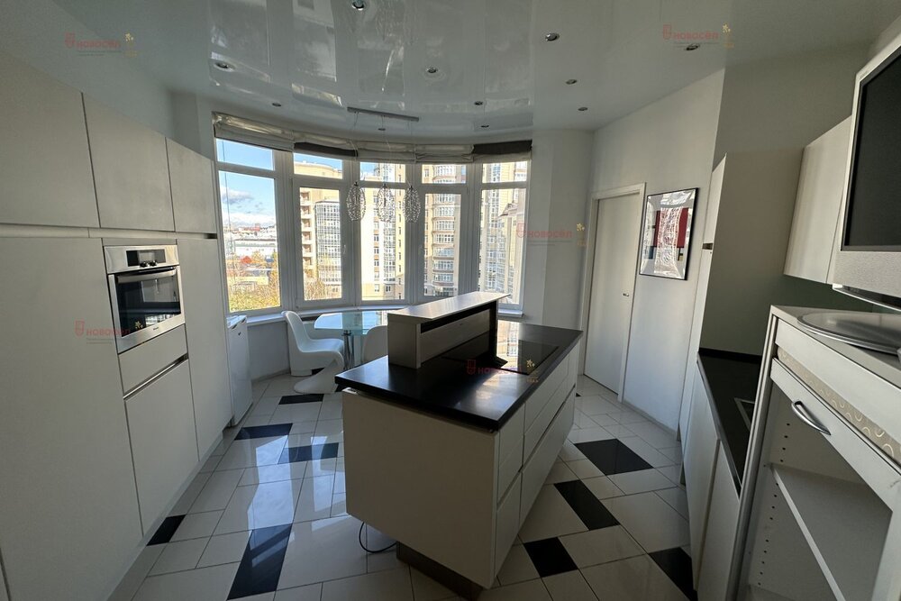 Екатеринбург, ул. Хохрякова, 48 (Центр) - фото квартиры (6)