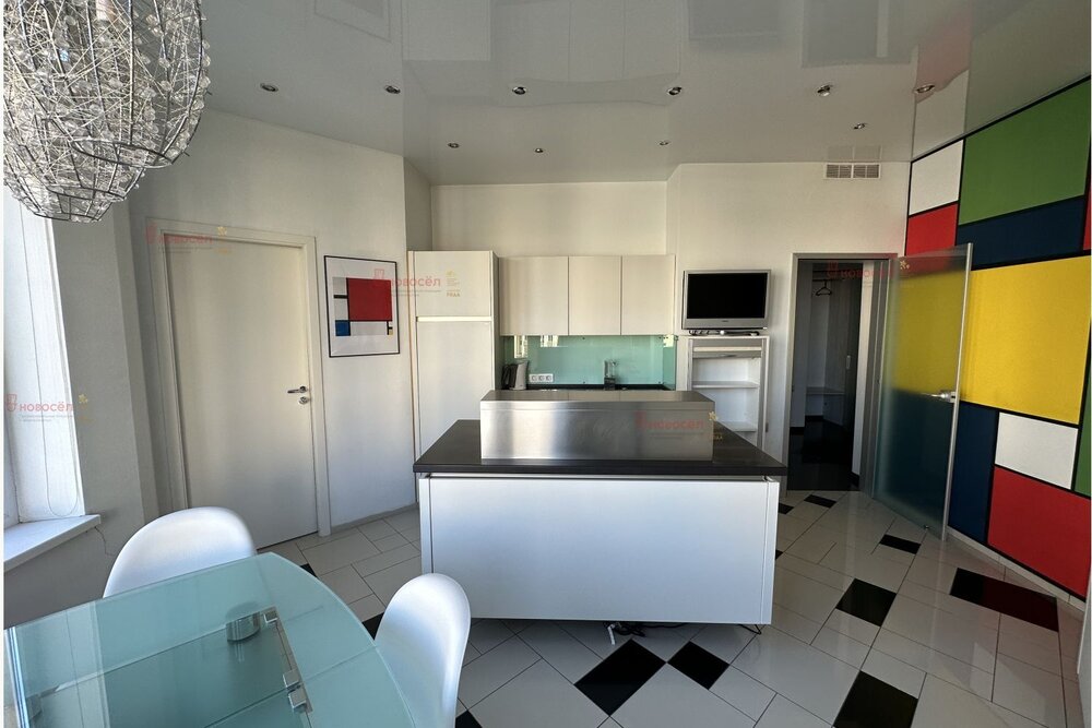 Екатеринбург, ул. Хохрякова, 48 (Центр) - фото квартиры (8)